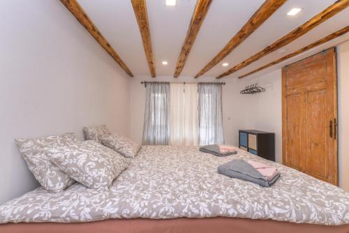 Кровать или кровати в номере New Serdika Apartment