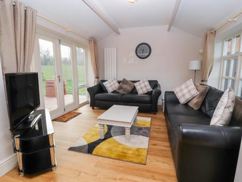 Commonwood Cottage – Photos 2