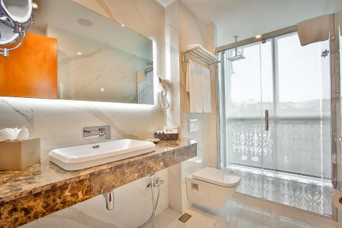 Koupelna v ubytování New Tiflis Hotel