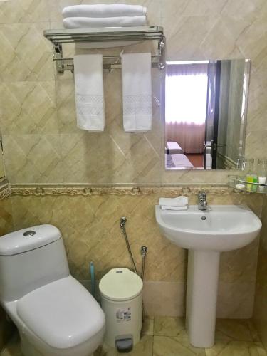 Ένα μπάνιο στο Hôtel Sky blue Mada