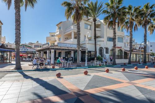 Magnifico apartamento con vistas en Puerto Marina