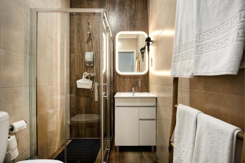 Kylpyhuone majoituspaikassa Loulé Coreto Guesthouse