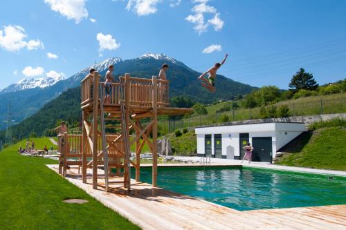 Swimmingpoolen hos eller tæt på Appartements Jeitner