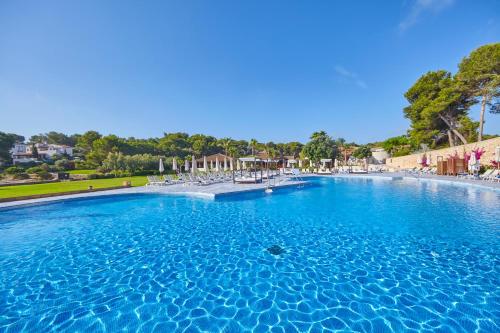 Piscina en o cerca de Blau PortoPetro Beach Resort & Spa