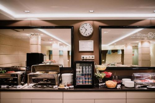 Jídlo v hotelu nebo okolí