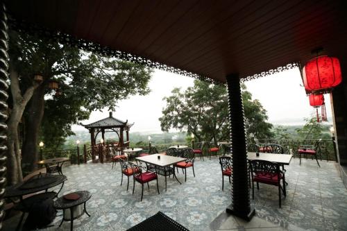 Gallery image of Noor-Us-Sabah Palace in Bhopal