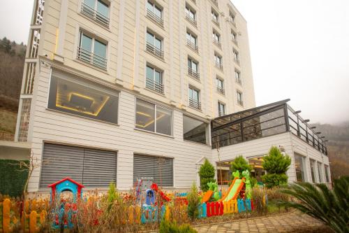 Gambar di galeri bagi Jolnar garden hotel di Macka