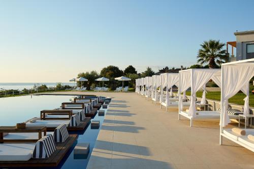 Cavo Olympo Luxury Hotel & Spa - Adult Only — Pool view