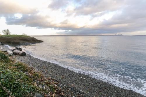 Rockaway Retreat