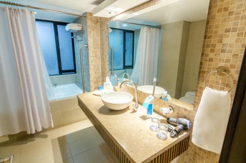 Koupelna v ubytování Sonesta Hotel Cali