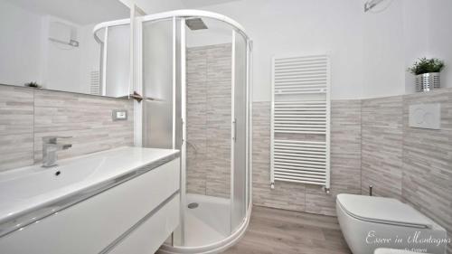 Kylpyhuone majoituspaikassa Ca’ Rina