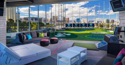 Luxury Studio MGM Signature, Great Location, Lazy River, No Resort Fees