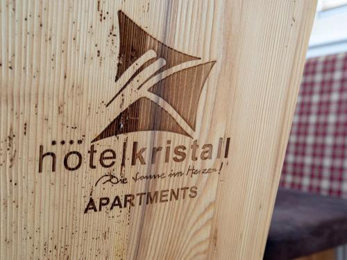 Un certificado, premio, letrero u otro documento en Apartment Kristall