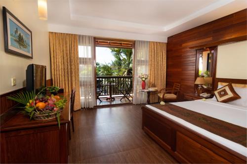Gallery image of City River Hotel in Siem Reap