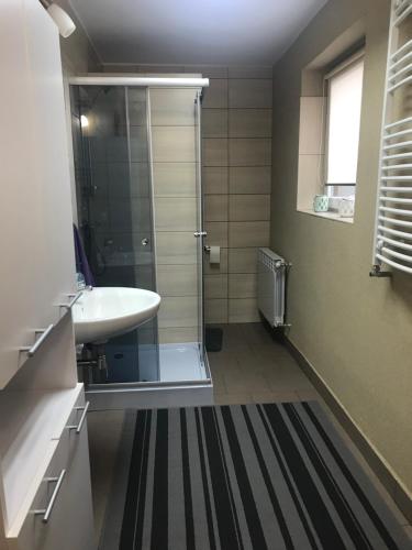 Bilik mandi di Apartament u Doroty