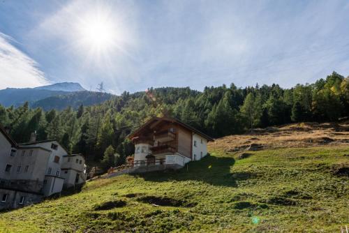 Gallery image of Haus Piccolo in Saas-Grund