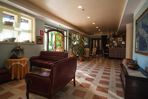 Χώρος καθιστικού στο Albergo La Primula