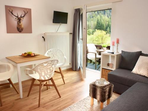 A seating area at Karwendel Apartments II