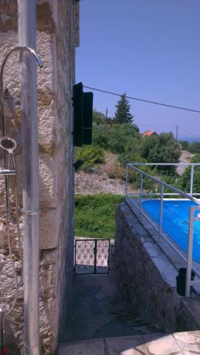 Gambar di galeri bagi Bobovišća, old stone house with private pool di Bobovišća