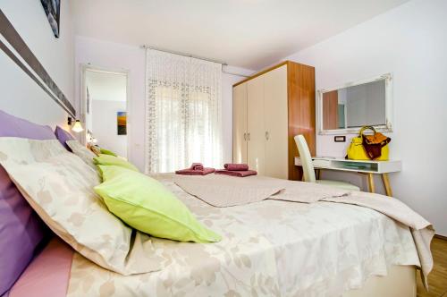 Afbeelding uit fotogalerij van Apartments and Rooms Villa Dea in Rovinj