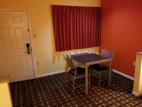 Fotografie z fotogalerie ubytování Texan Inn & Suites v destinaci Houston