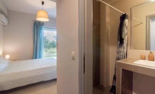 Postel nebo postele na pokoji v ubytování Villa Verano - Private Heated Pool