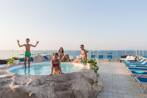 Φωτογραφία από το άλμπουμ του Hotel International σε Gabicce Mare