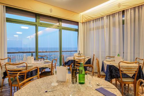 Φωτογραφία από το άλμπουμ του Hotel International σε Gabicce Mare