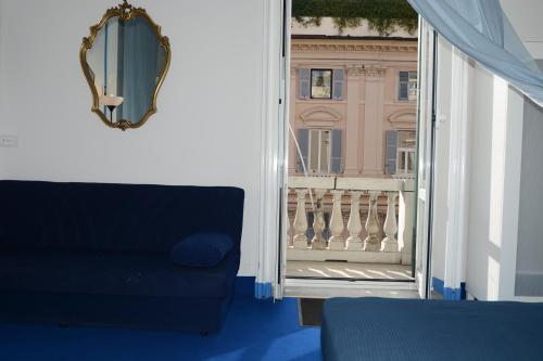 Χώρος καθιστικού στο Olympia Hotel