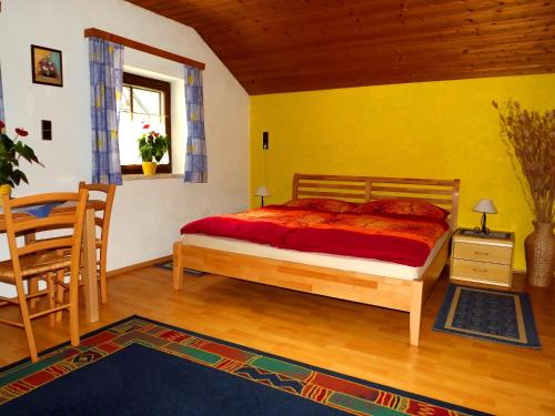 Un pat sau paturi într-o cameră la Apartment Silvia Cijan