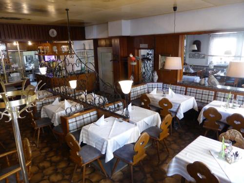 A restaurant or other place to eat at Hotel Ulmer Spatz