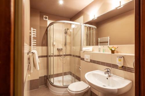 Koupelna v ubytování Villa Elise Park Pension