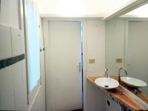 Ванная комната в Ugo Architect's Bright Loft