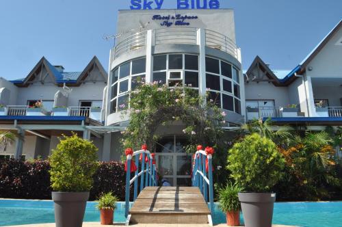 Πισίνα στο ή κοντά στο Hôtel Sky blue Mada