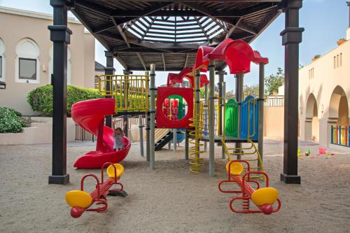 Детская игровая зона в Miramar Al Aqah Beach Resort