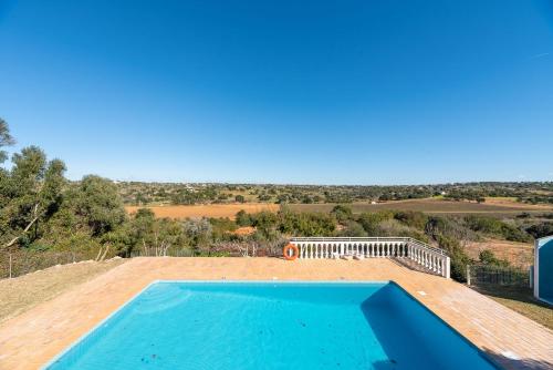 The swimming pool at or close to Villa Gabi by Gabi Miguel