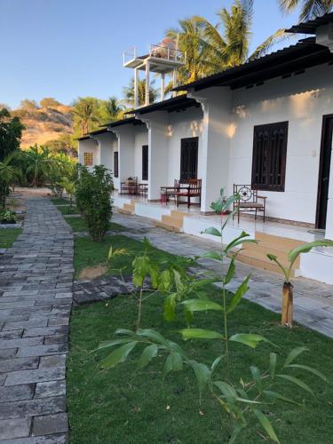 Κήπος έξω από το Bí Homestay