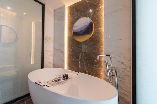 Gallery image of Ramada Plaza Wyndham Wenzhou Cangnan in Wenzhou