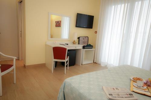 TV a/nebo společenská místnost v ubytování Hotel Terme Vena D'Oro
