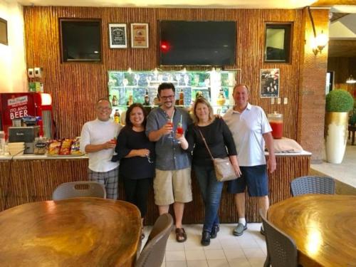 Khách lưu trú tại 1888 Beach Resort