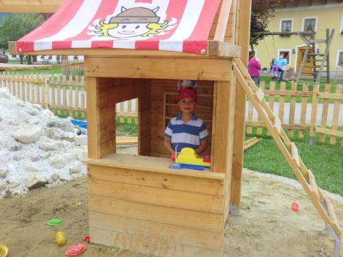 Παιδιά που μένουν στο Kinderparadies Bachbauer