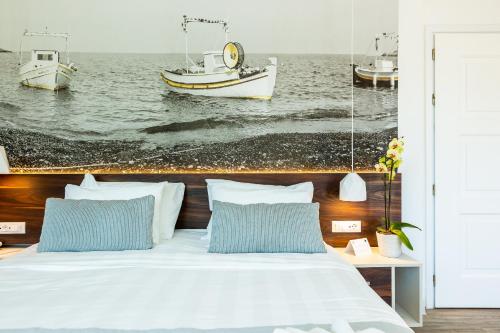 Ένα ή περισσότερα κρεβάτια σε δωμάτιο στο Atrium Ambiance Hotel