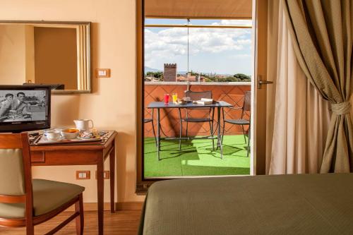 Μια τηλεόραση ή/και κέντρο ψυχαγωγίας στο Hotel Colosseum