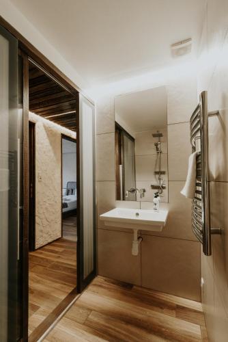 Ένα μπάνιο στο Pastorale Apartman