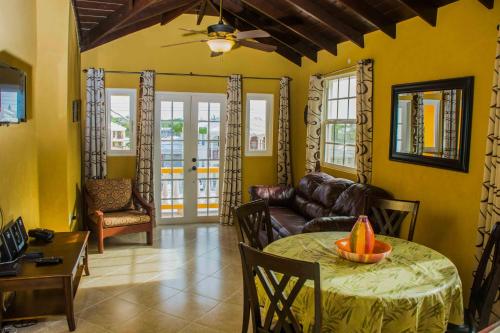 Posezení v ubytování Villa Riana Barbados