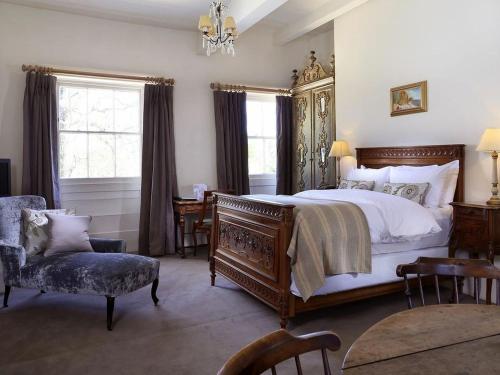 En eller flere senger på et rom på The Ickworth Hotel And Apartments - A Luxury Family Hotel