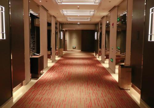 Foto da galeria de Suning Galaxy International Hotel Zhenjiang em Zhenjiang