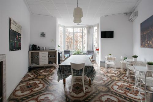 Hostal Eixample photo 16