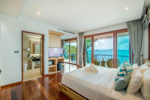 Gallery image of Coral Cliff Beach Resort Samui - SHA Plus in Chaweng Noi Beach