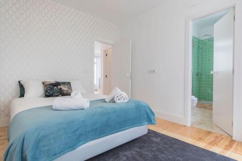 Lusitano's 2BDR Apartment in Alfama by LovelyStay